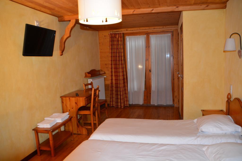 Hotel Alpis Cottia Montgenevre Phòng bức ảnh